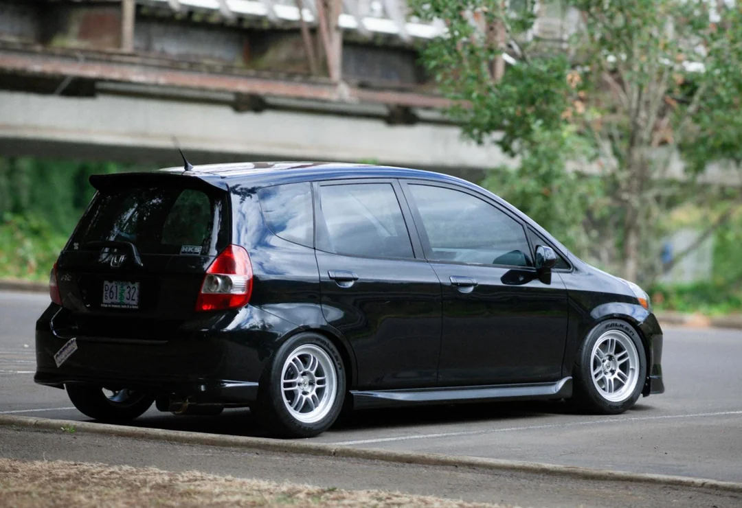 Daily driven, track-focused Honda Fit build